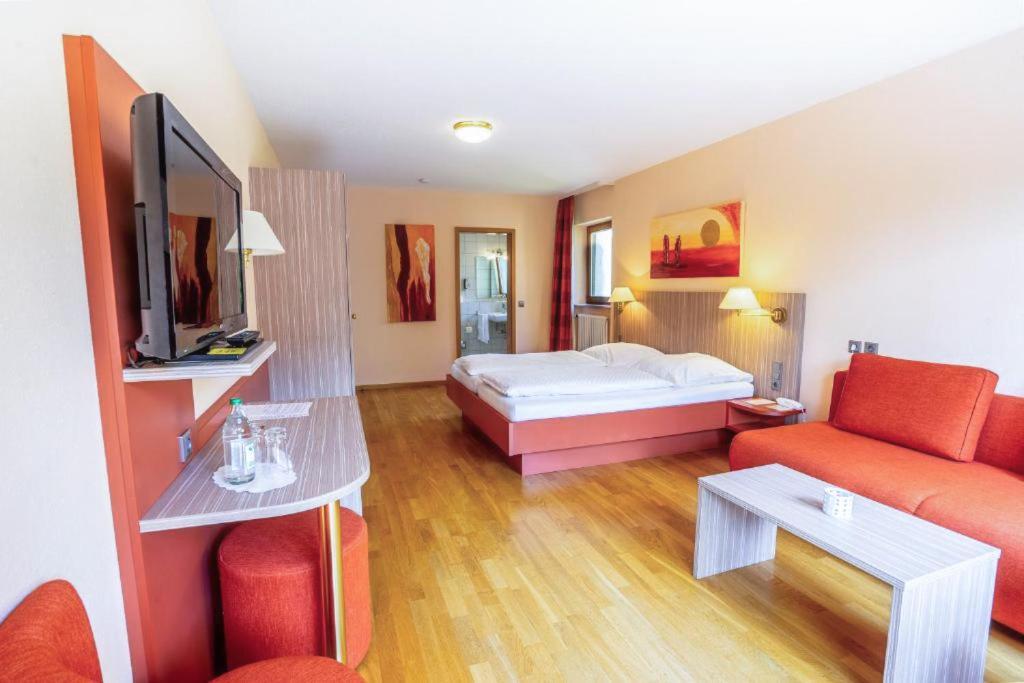 Wohlfuehlhotel Sonnengarten Uberlingen Buitenkant foto